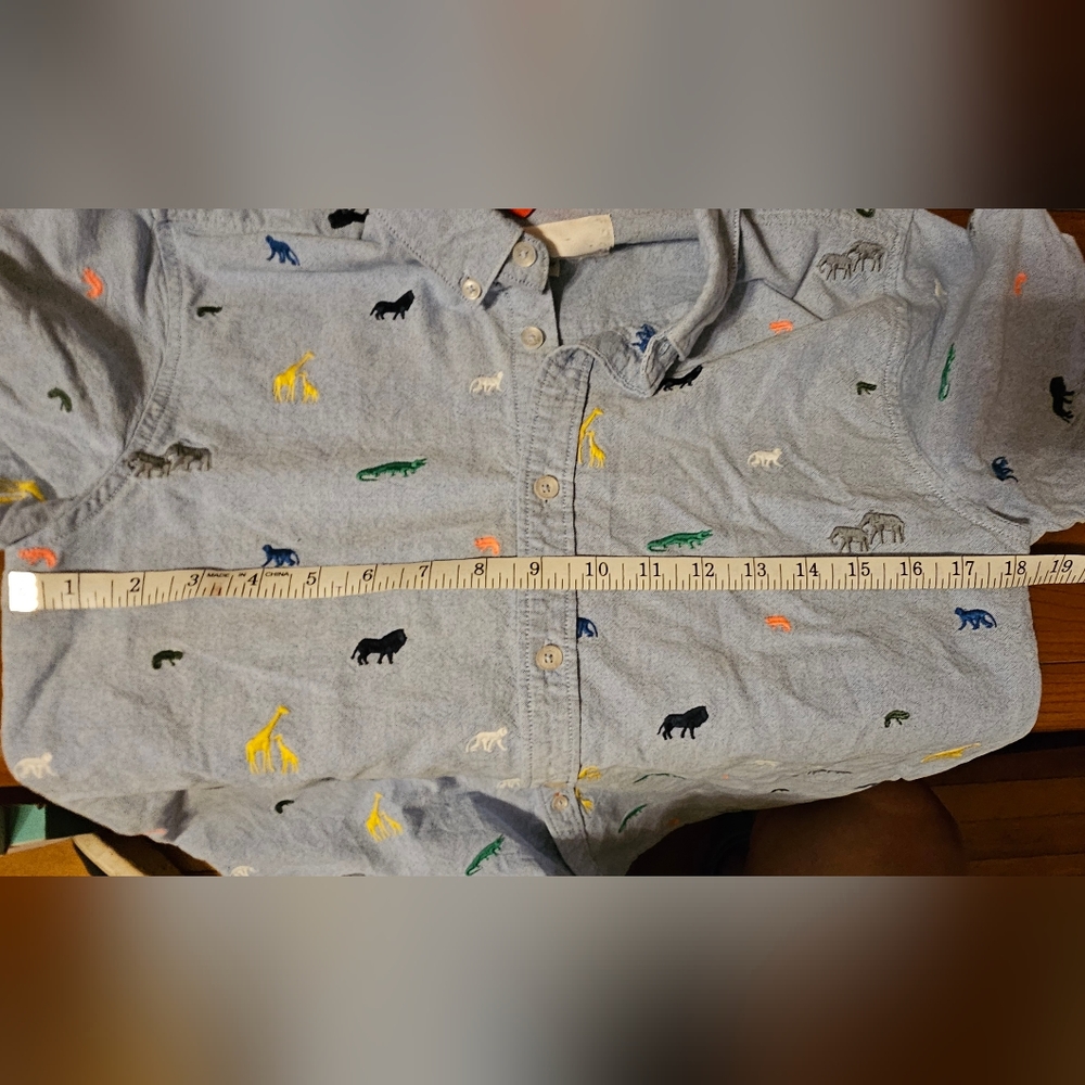 Mini Boden Button Up - Picture 9 of 9